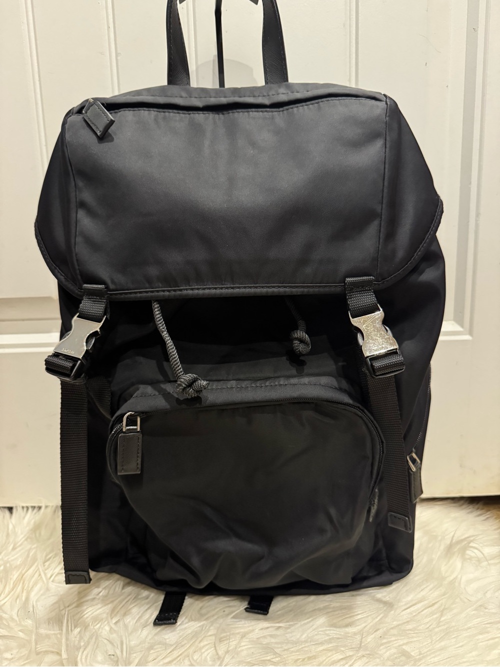 Men's Black Nylon Flap Backpack tessuto